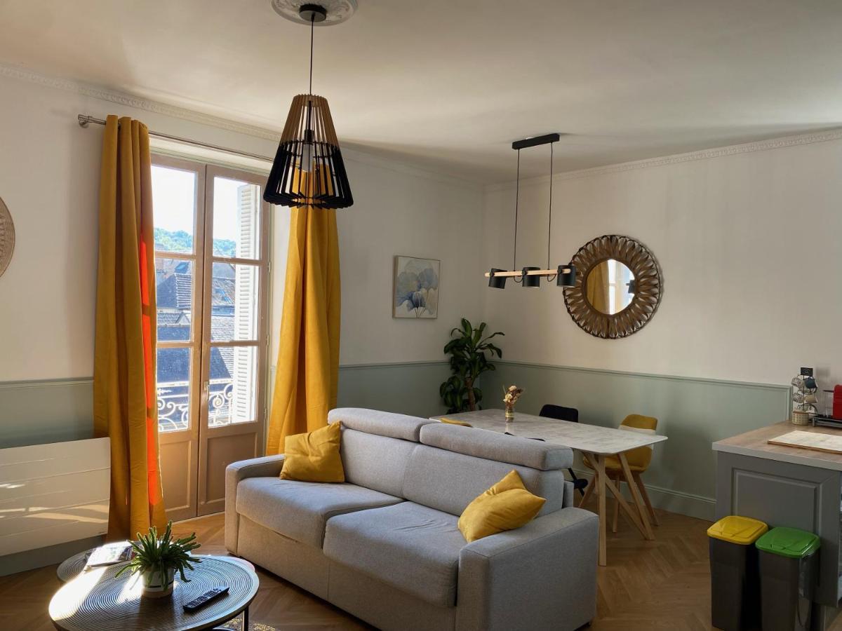 Magnifique Appartement Climatise - Classe 4 Etoiles Terrasson Dış mekan fotoğraf